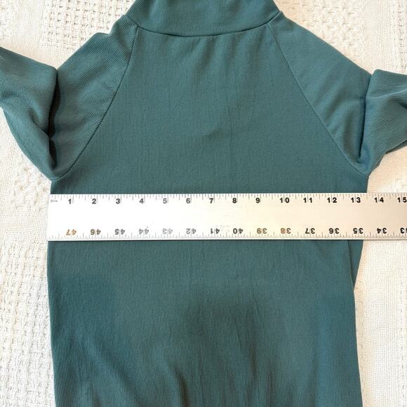 FP Movement M/L Seamless Turtleneck Bodysuit keyhole back cutout BC 2701 - Picture 4 of 10